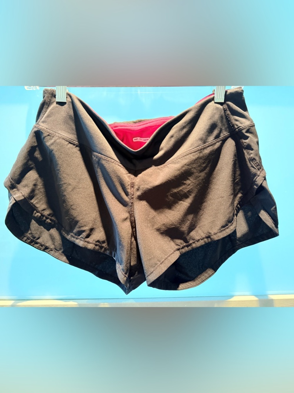 Lululemon Athletica Running Shorts with lining & internal pink Waistband